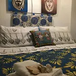 \'A me casa